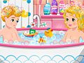 Двойной душ малышей
